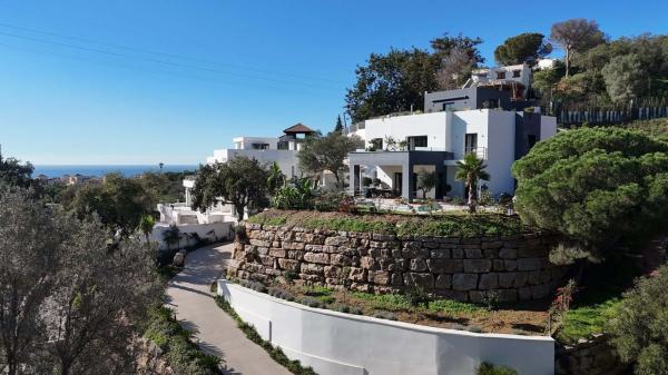 Chalet independiente en venta en Barrio Santa María, Marbella
photo 1