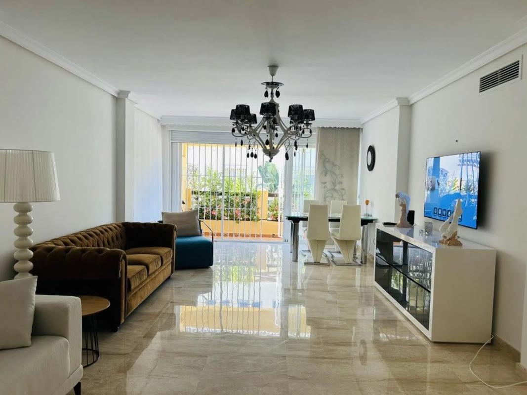 Venta de piso en Avenida de Las Antillas, Marbella
photo 1