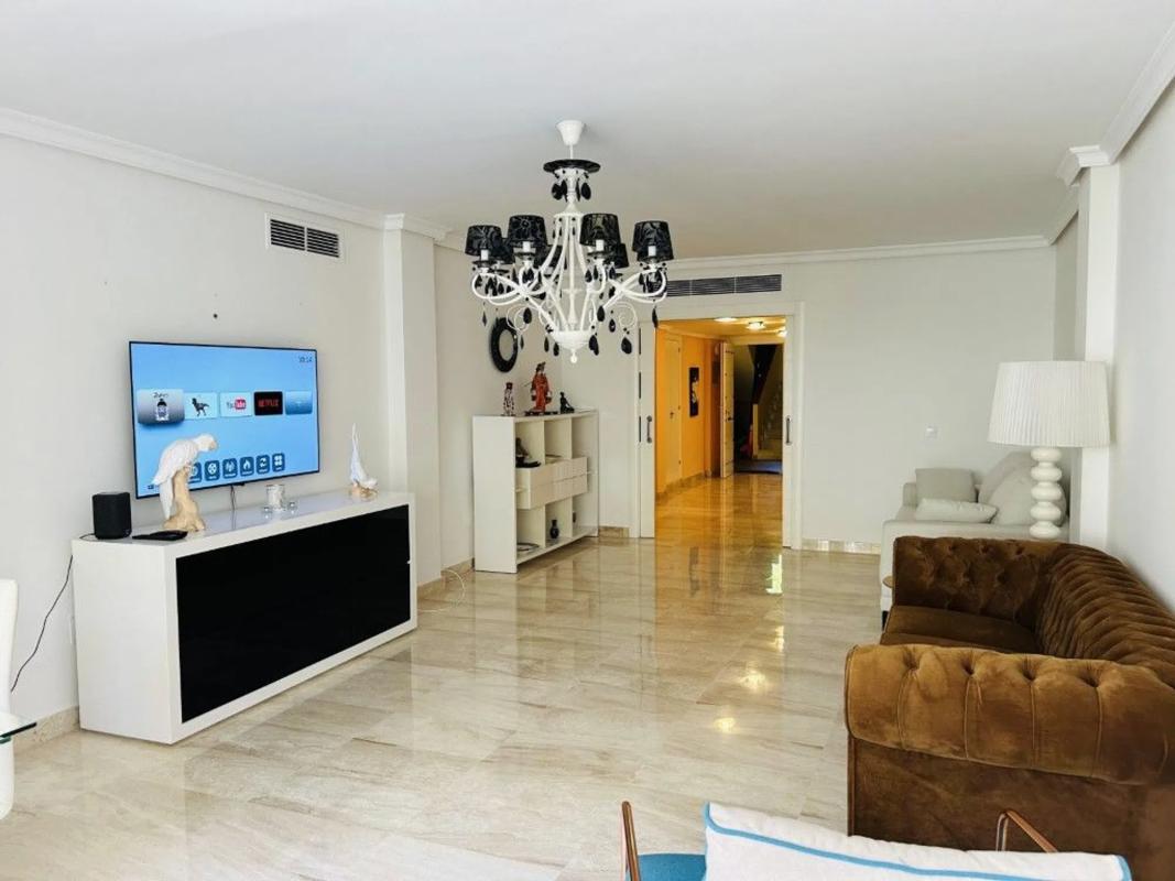 Venta de piso en Avenida de Las Antillas, Marbella
photo 2