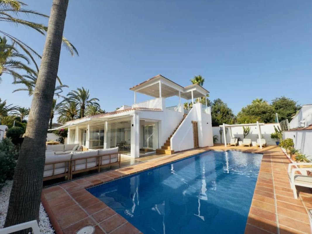 Продажа отдельного шале в Calle Pavo Real, Марбелла photo 4
