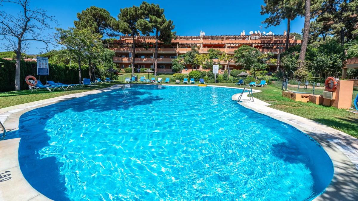 Venta de ático en AV VALERIANO RODRIGUEZ-ELVIR, Marbella photo 4