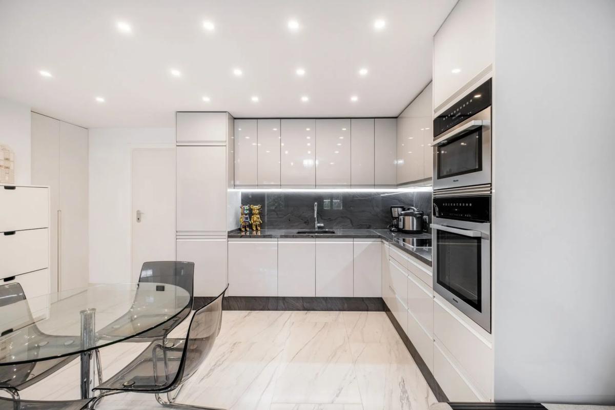 Venta de chalet adosado en  Avenida la Reserva de Marbella , Marbella photo 5