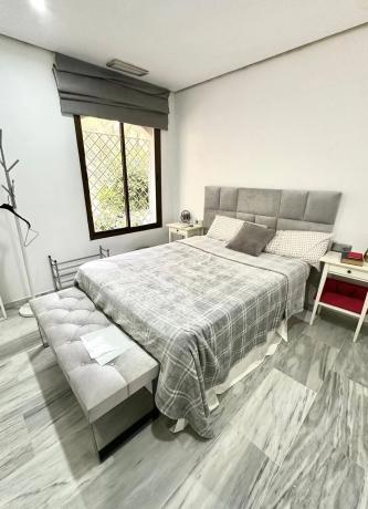 Apartment for sale in Calle Urbanizacion Real de Zaragoza, Marbella thumbnail 1
