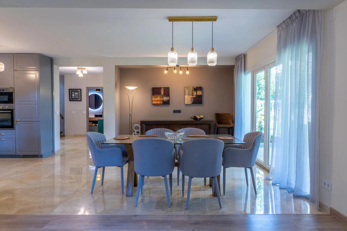 Venta de chalet independiente en Urbanización Pinos Verdes, Marbella
photo 3