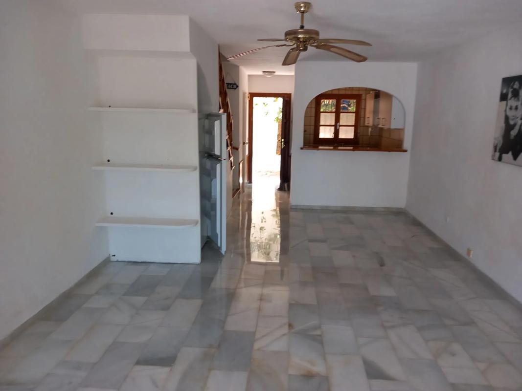Venta de chalet adosado en Calle Joaquín Rodrigo, 27 , Marbella photo 5