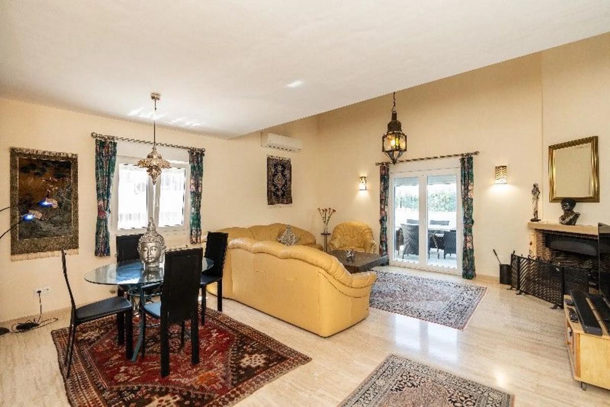 Sale of independent chalet in Barrio Marbesa, Marbella
photo 4