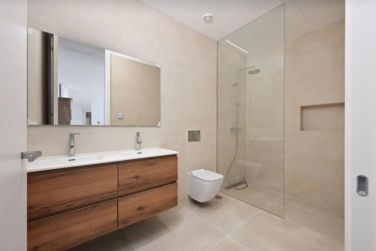Sale of independent chalet in AV ARAGON-UR MARBESA, Marbella
 photo 3