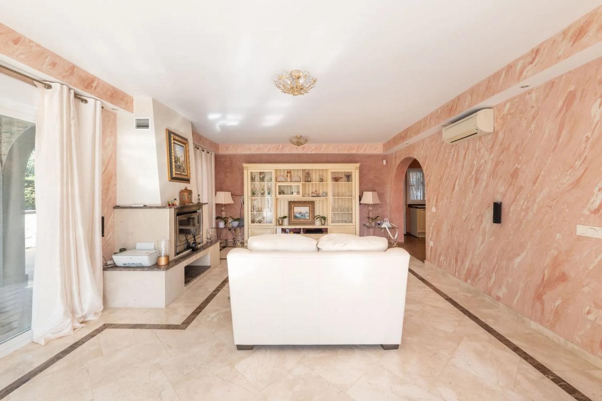 Venta de chalet independiente en Calle de la Gaviota, Marbella
photo 4
