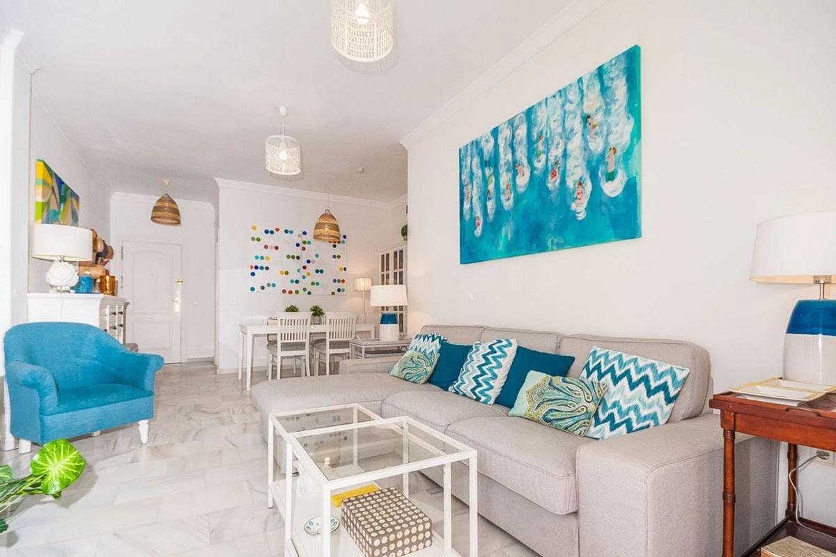 Venta de piso en Calle del Faisán, Marbella
photo 1