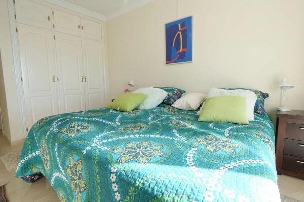 Duplex for sale on Artola Homes s/n, Marbella photo 1