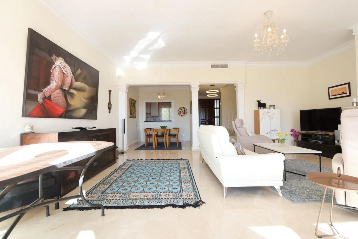Venta de duplex en Artola Homes s/n, Marbella photo 2