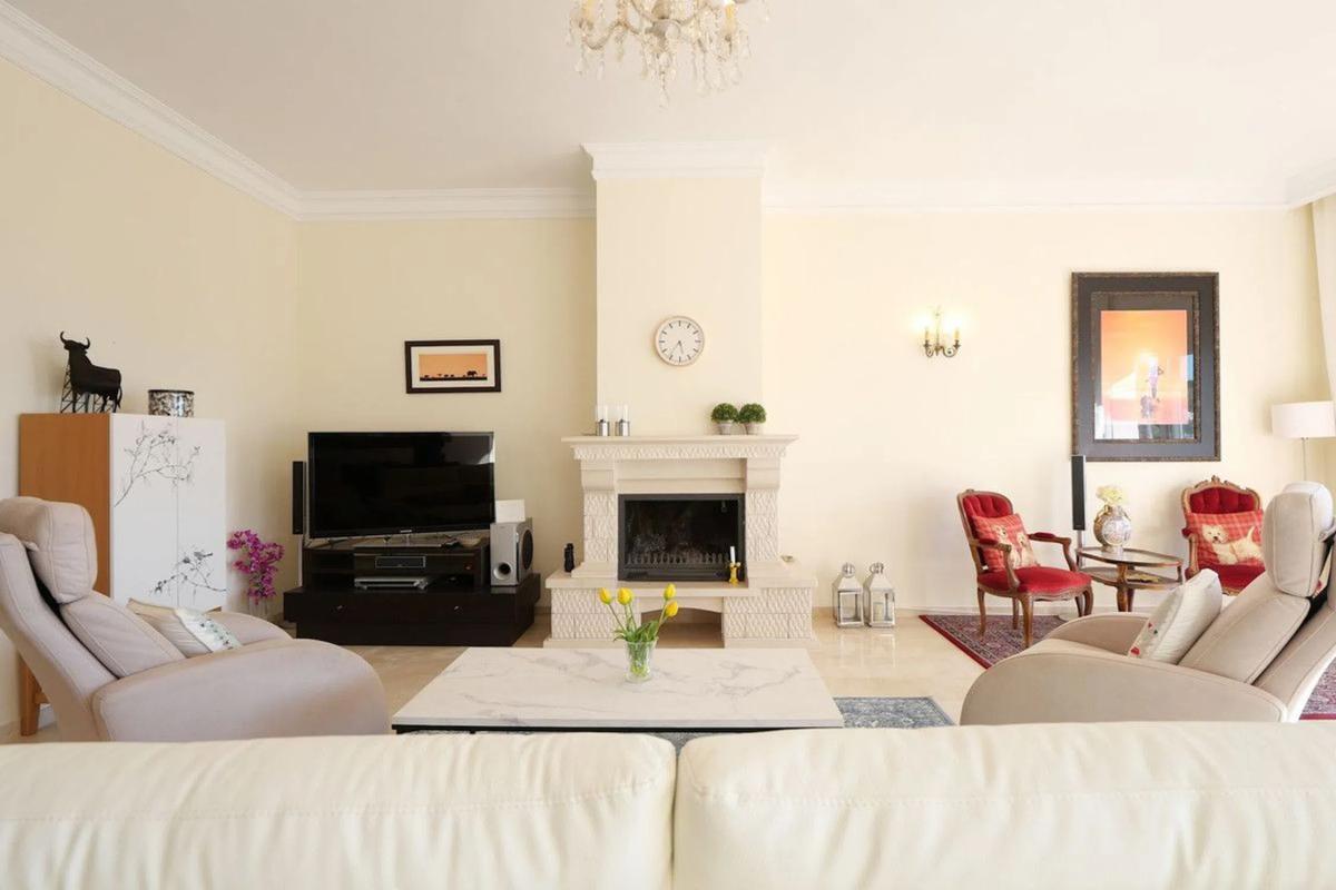 Venta de duplex en Artola Homes s/n, Marbella photo 4