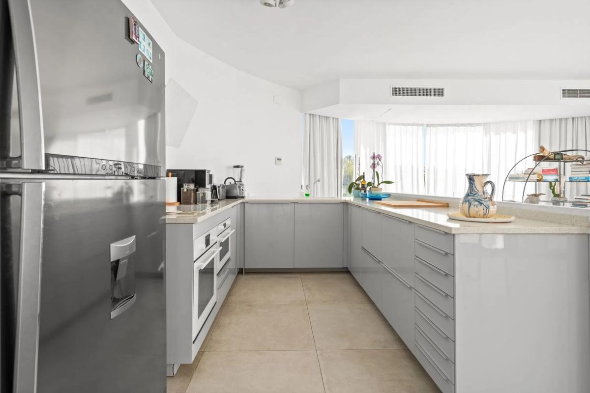 Sprzedaż niezależnego domku jednorodzinnego w  Avenida Cartagena, 224, Marbella photo 4