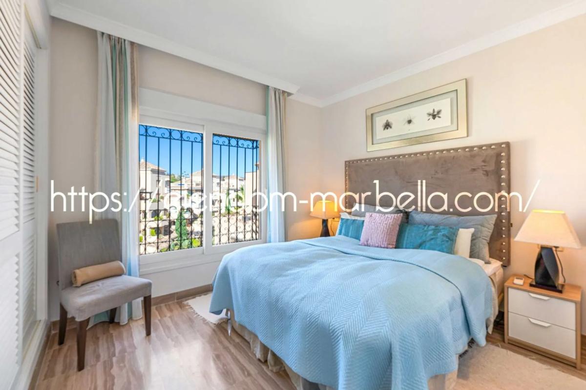 Venta de duplex en Avenida de España, Marbella photo 3