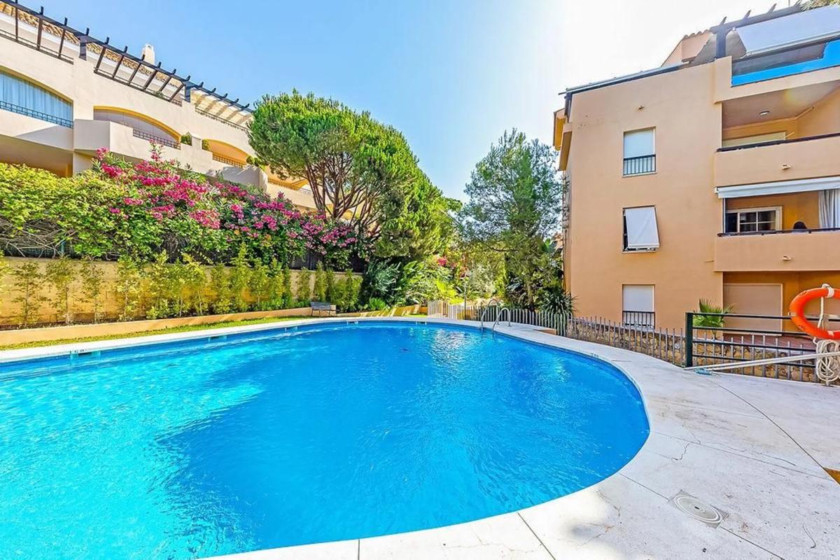 Venta de piso en Calle Oceano, 1, Marbella
photo 2