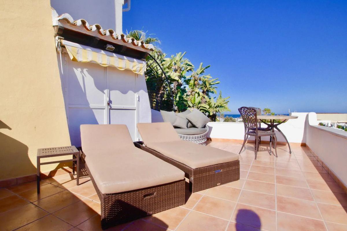 Venta de ático en  Puerto de Cabopino, 3, Marbella photo 3