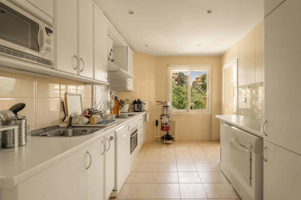 Mieszkanie na sprzedaż w  Calle D-9J, 4, Marbella photo 3