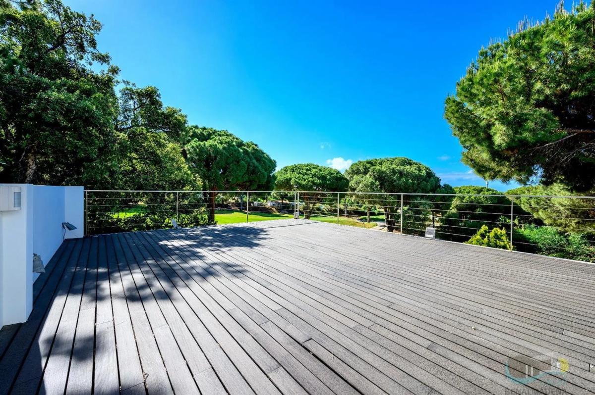Sprzedaż niezależnego domku jednorodzinnego w Avenida de los Acebos, Marbella photo 1