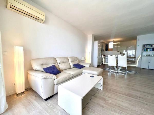 Mieszkanie na sprzedaż w  Puerto de Cabopino, Marbella photo 2