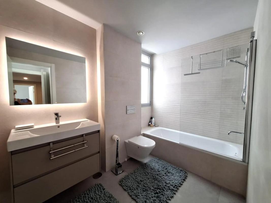 Venta de piso en Avenida Diego Velazquez, Marbella
 photo 4