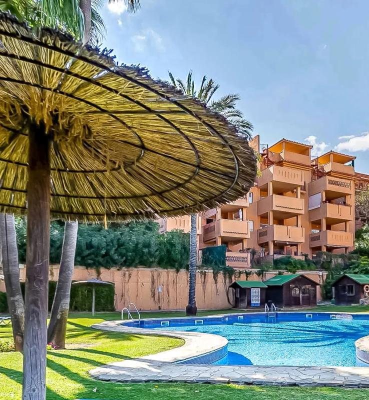 Venta de ático en Barrio Reserva de Marbella, Marbella photo 1