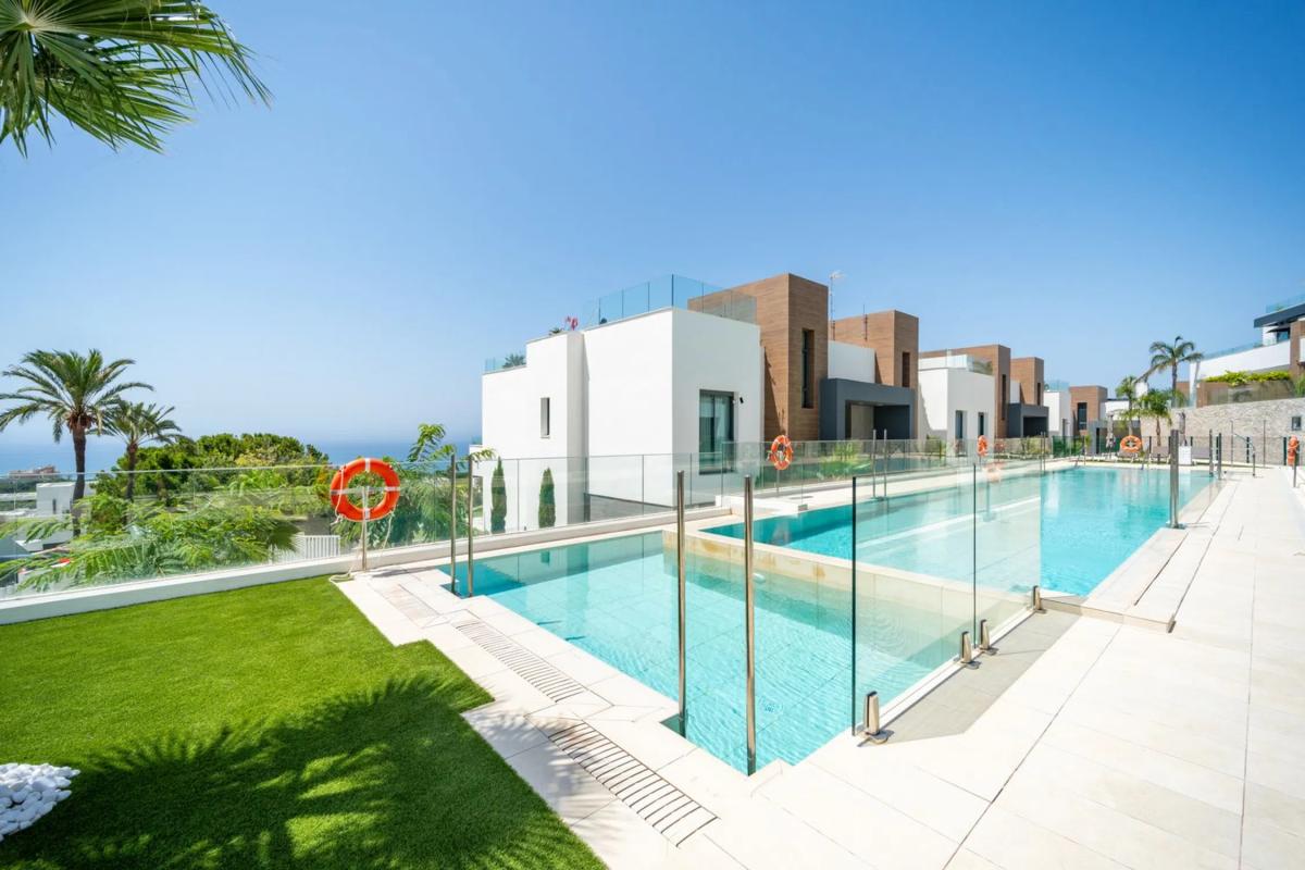 Venta de duplex en Barrio Cabopino-Artola, Marbella photo 4