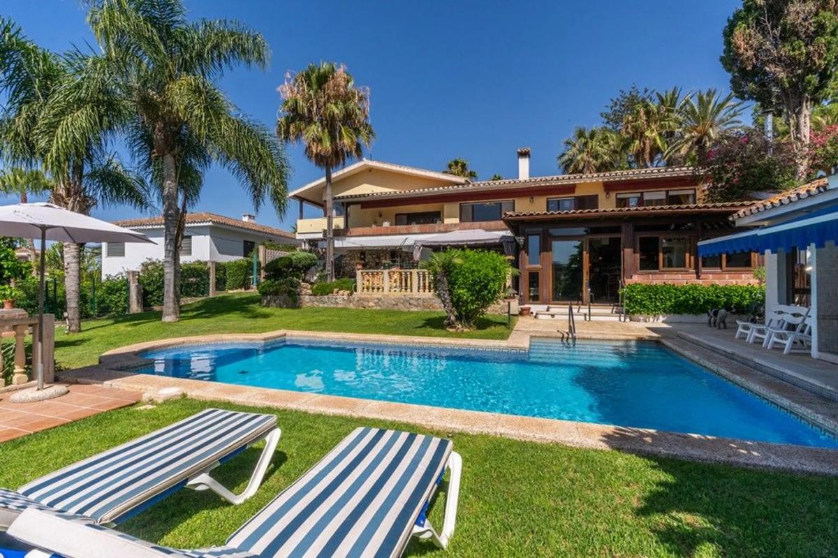 Sprzedaż niezależnego domku jednorodzinnego w Barrio Marbesa, Marbella photo 3