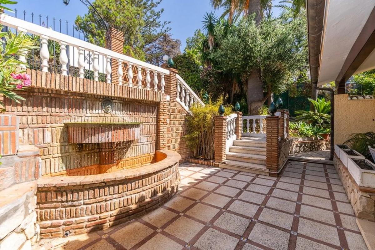 Sprzedaż niezależnego domku jednorodzinnego w Barrio Marbesa, Marbella photo 5