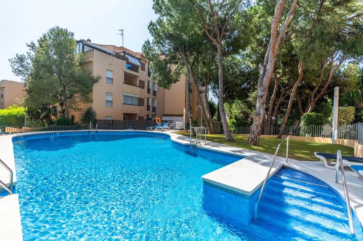 Venta de piso en Barrio Romana Playa, Marbella
photo 3