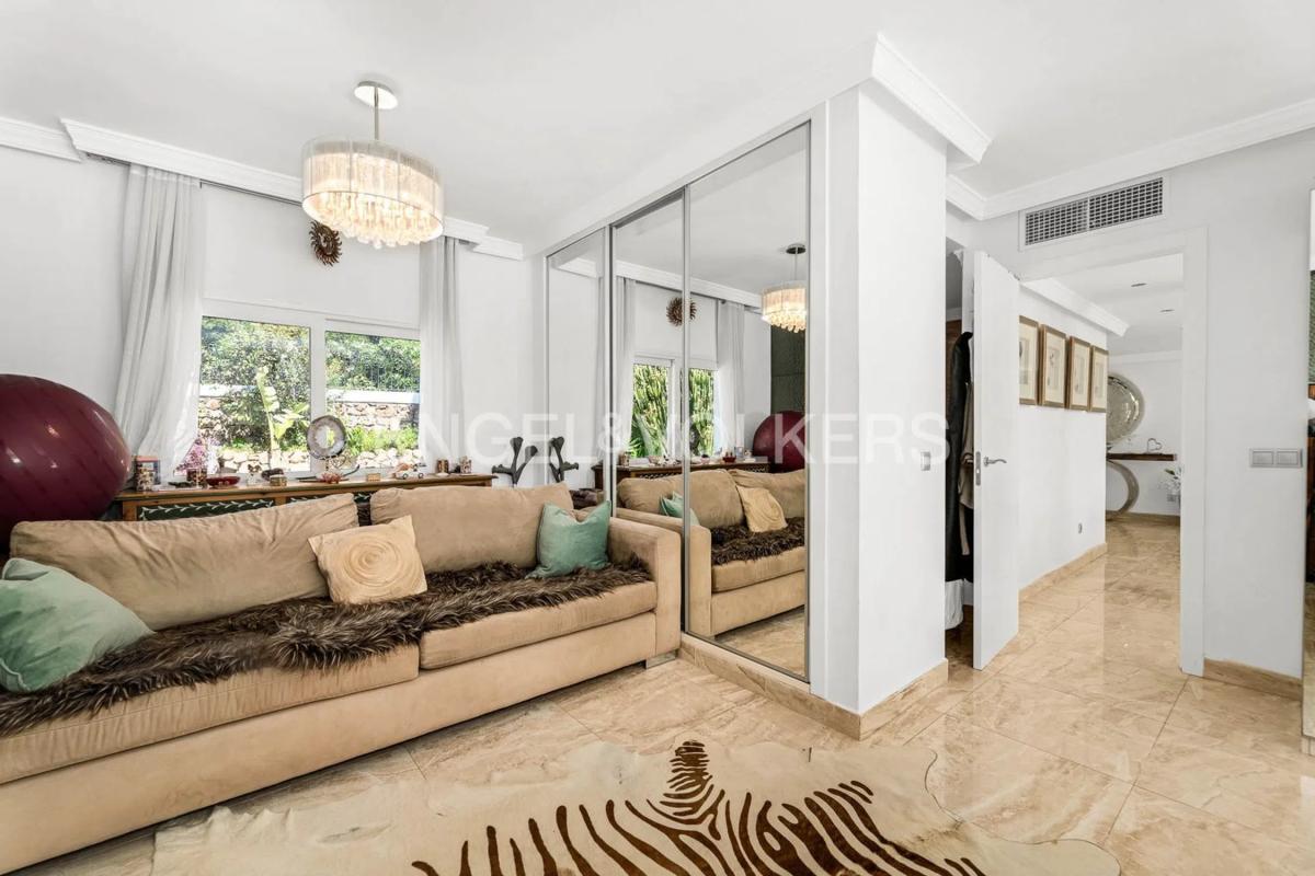 Venta de chalet independiente en Paseo de Noruega, Marbella
photo 4