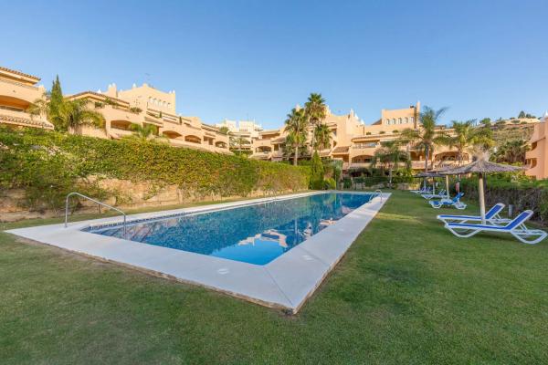 Квартира на продажу на CL HIEDRA-UR ELVIRIA, Марбелла photo 1