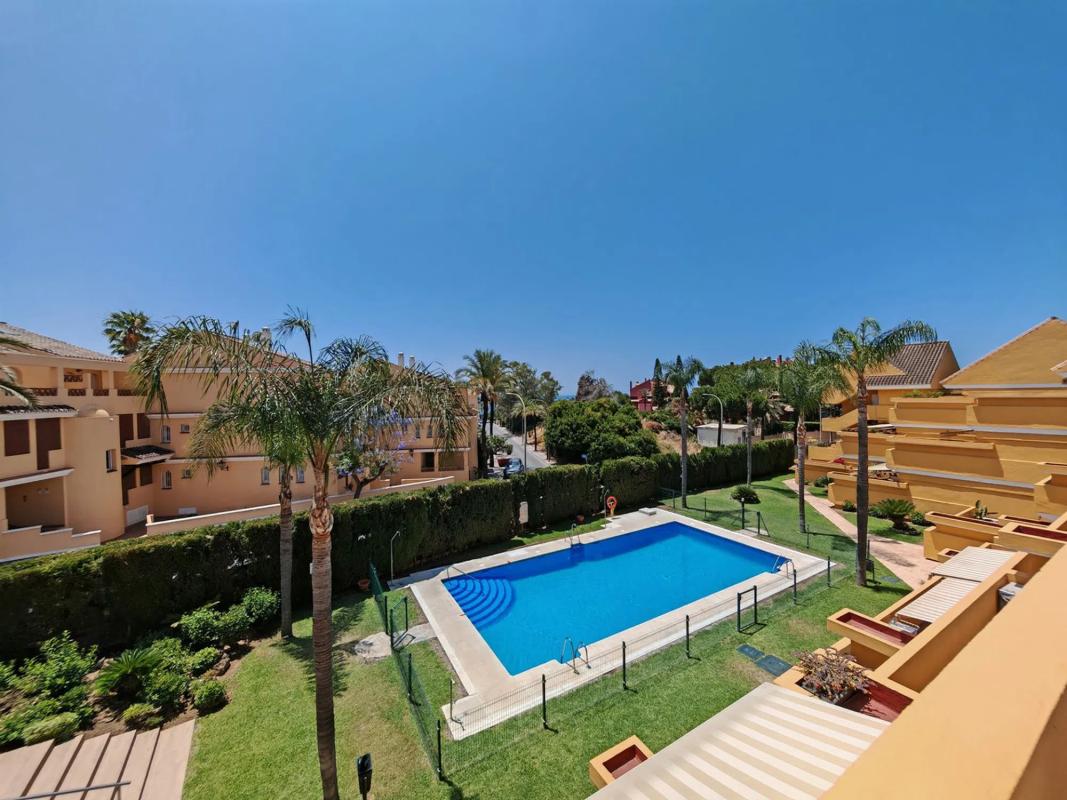Venta de piso en Barrio Romana Playa, Marbella
photo 1
