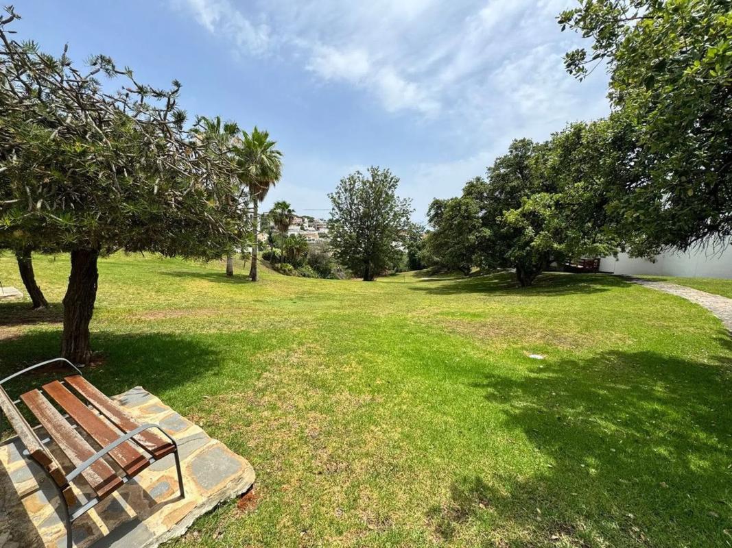 Venta de chalet adosado en  Avenida la Reserva de Marbella , Marbella photo 5