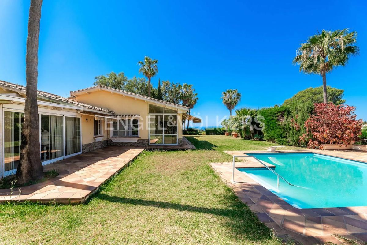 Venta de chalet independiente en Paseo de Suiza, Marbella
photo 2