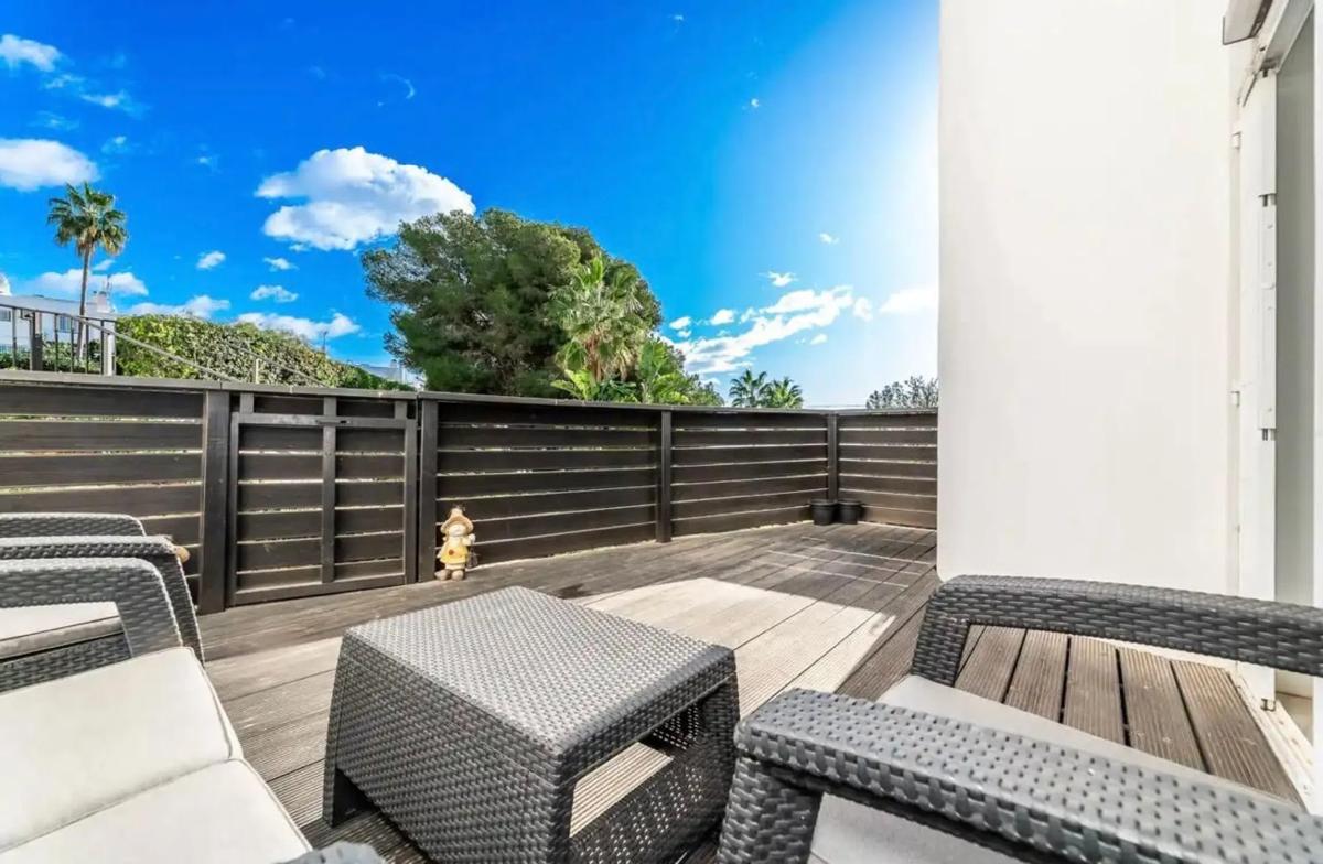Venta de chalet adosado en Avenida 3, 22 , Marbella photo 5