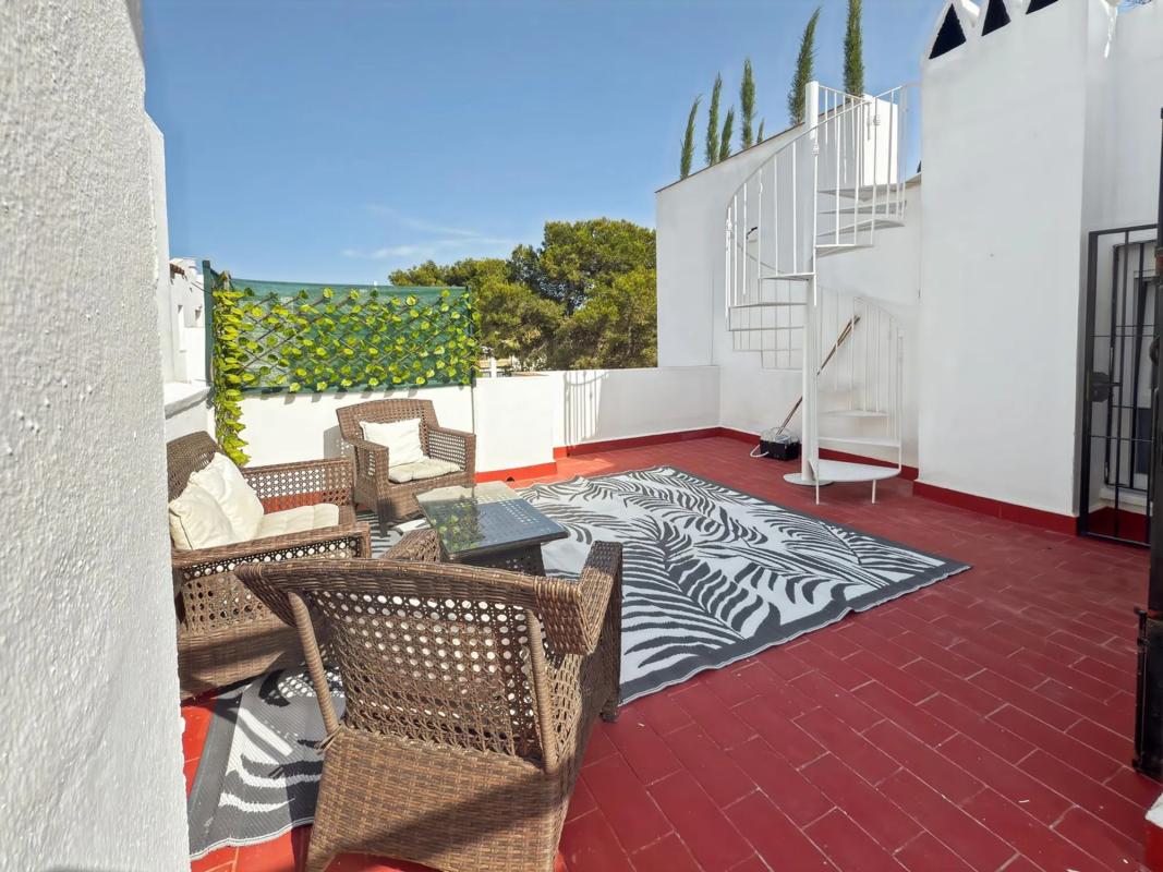 Sprzedaż duplexu w Urbanización Parque Elviria, Marbella photo 5