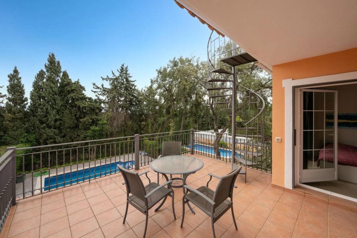 Venta de chalet independiente en Barrio Santa María, Marbella
 photo 3