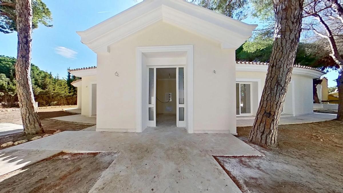 Sprzedaż niezależnego domku jednorodzinnego w  Avenida 1, Marbella photo 2
