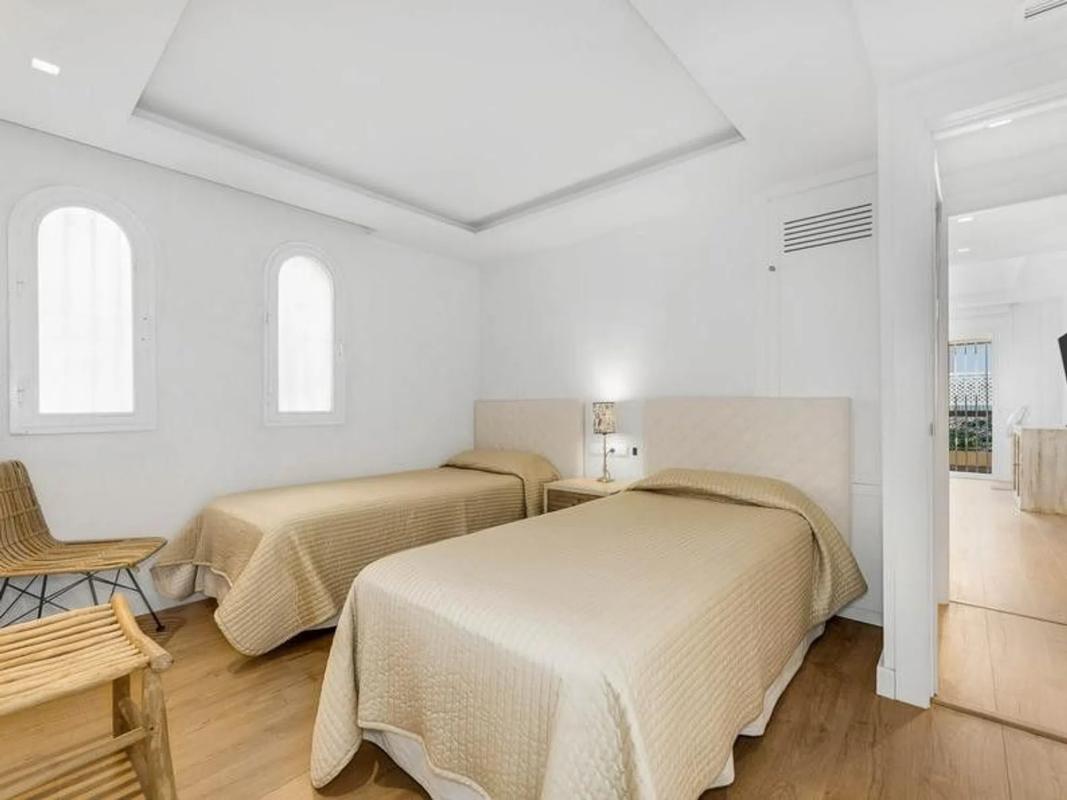 Продажа квартиры на Barrio Romana Playa, Марбелла
 photo 3