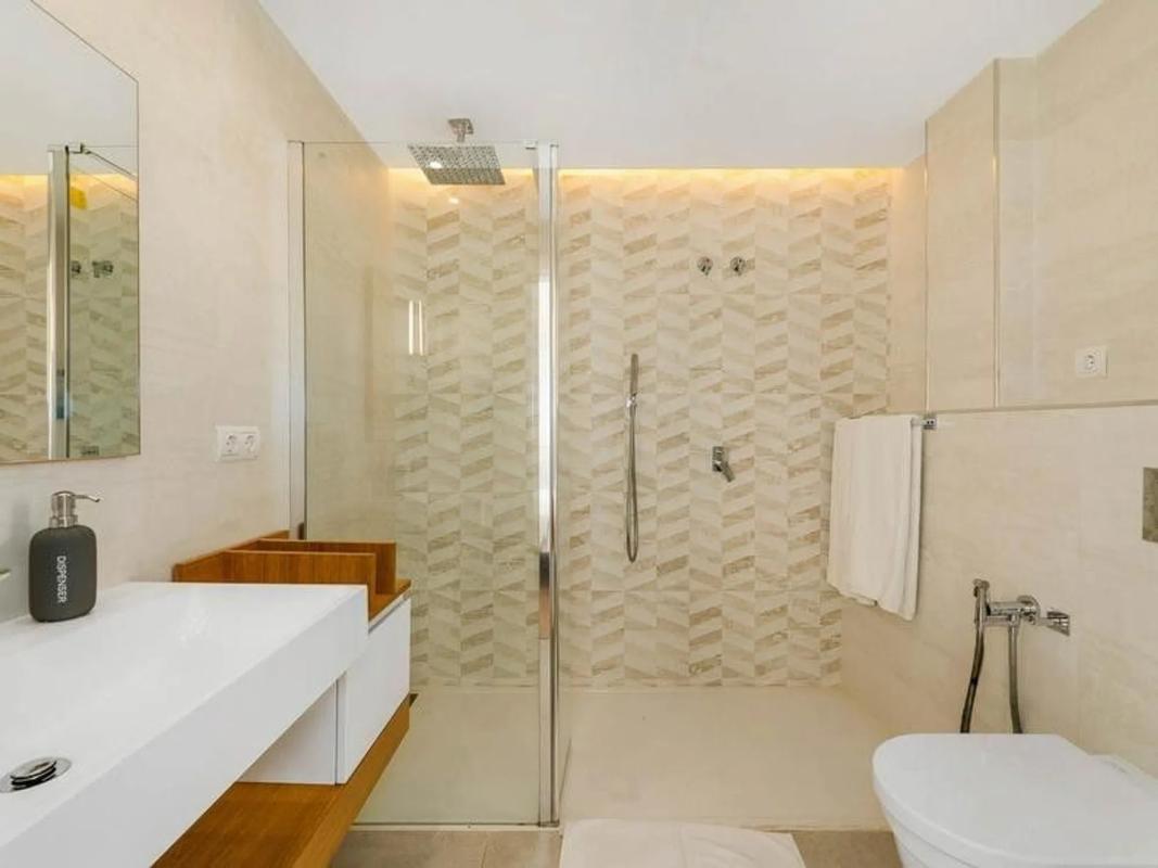 Продажа квартиры на Barrio Romana Playa, Марбелла
 photo 5