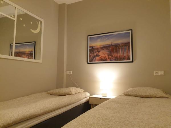 Квартира на продажу на  Avenida Cartagena, 1, Марбелла photo 4