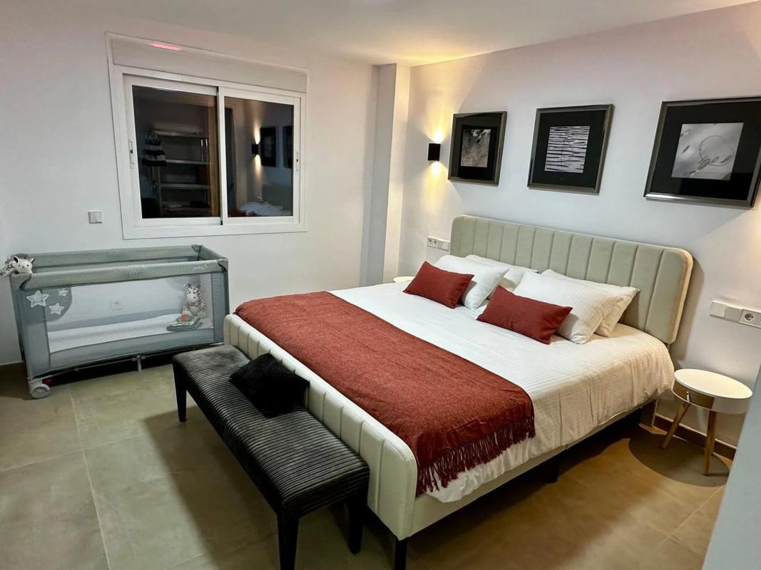 Venta de ático en Barrio Reserva de Marbella, Marbella photo 2