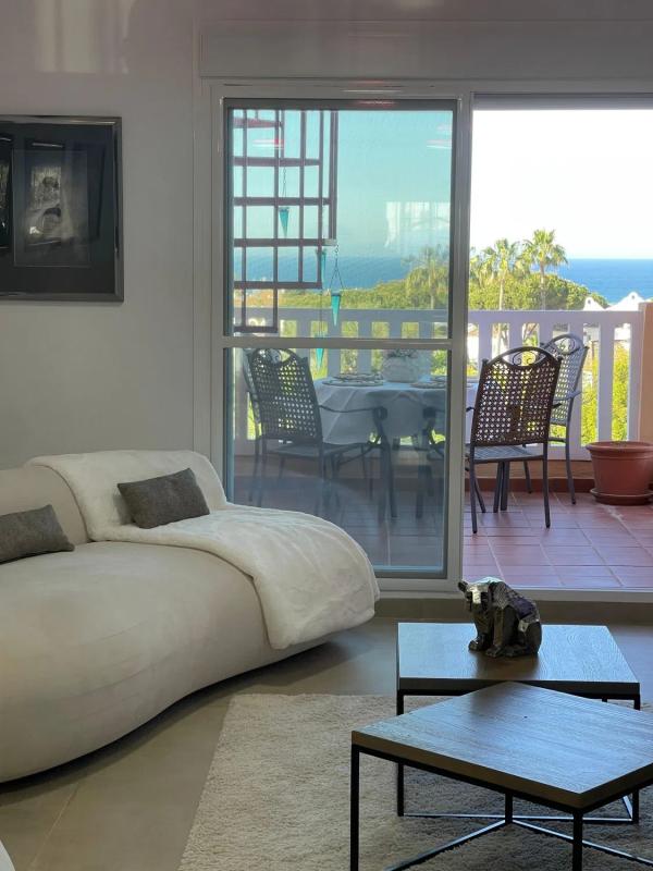 Venta de ático en Barrio Reserva de Marbella, Marbella photo 4