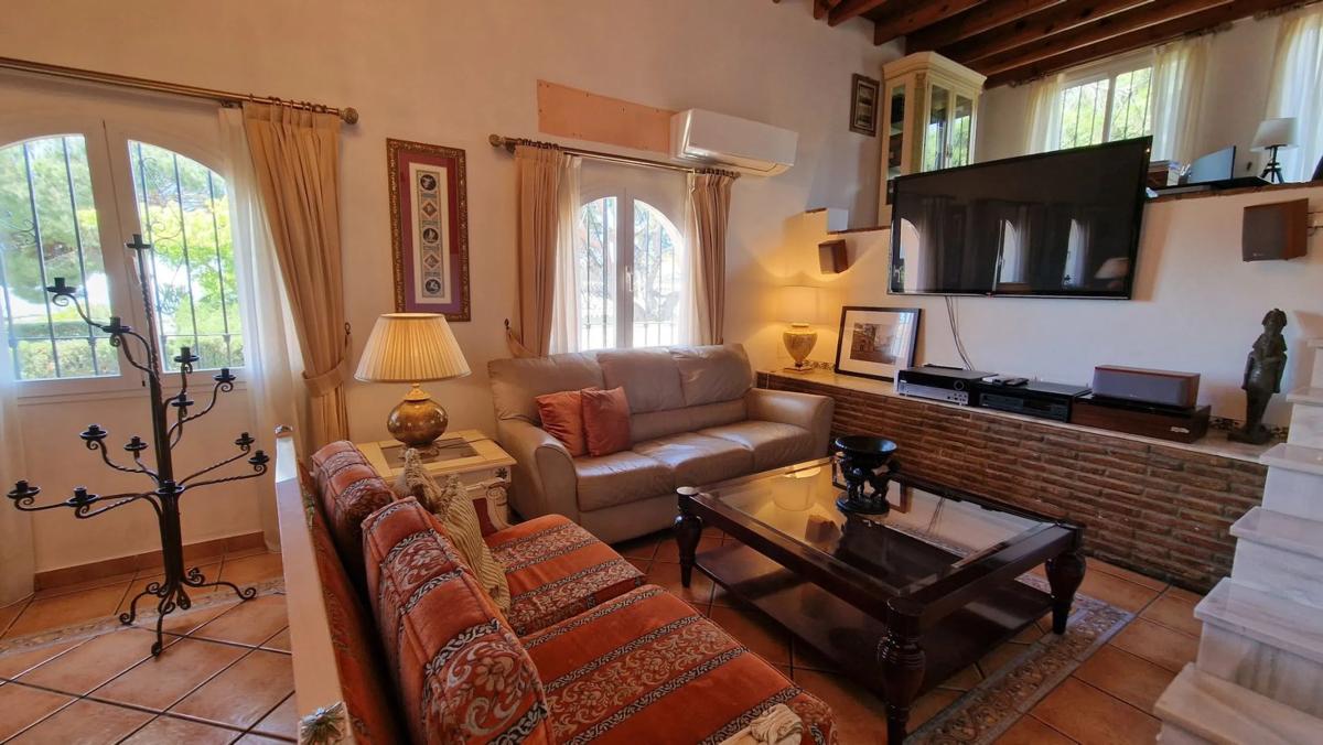 Venta de chalet independiente en Urbanización Pinos Verdes, Marbella
 photo 4