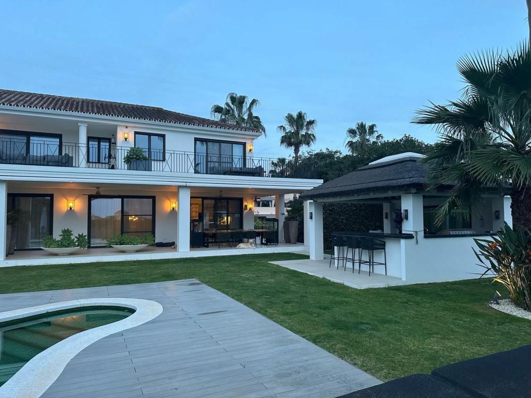 Sprzedaż niezależnego domku jednorodzinnego w Barrio Santa María, Marbella photo 3