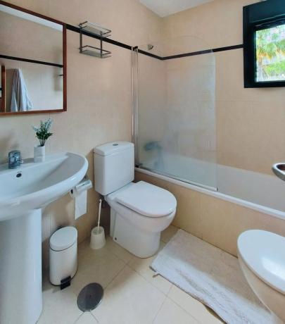 Mieszkanie na sprzedaż w  Barrio Cabopino-Artola, Marbella photo 4