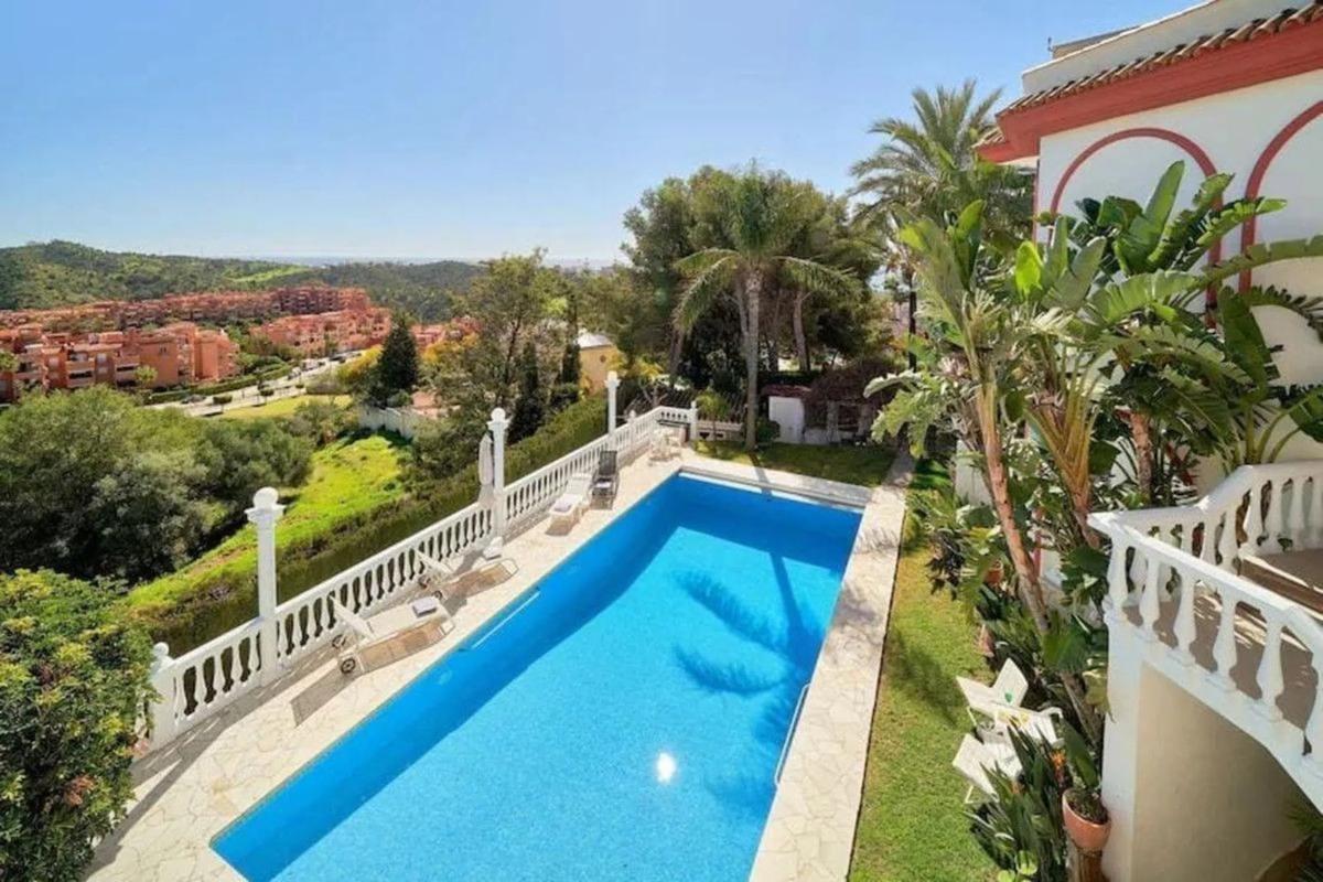 Venta de chalet independiente en Avenida 1 s/n, Marbella
 photo 3