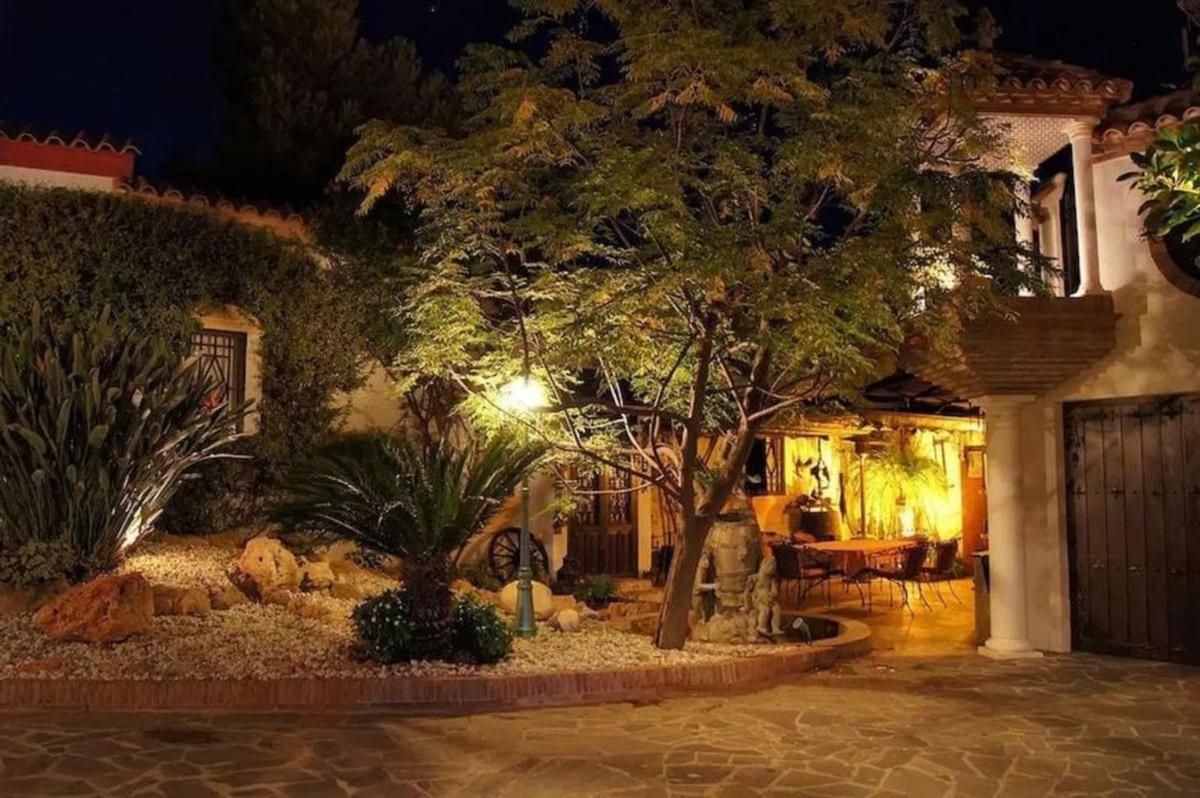 Venta de chalet independiente en Avenida 1 s/n, Marbella
 photo 5