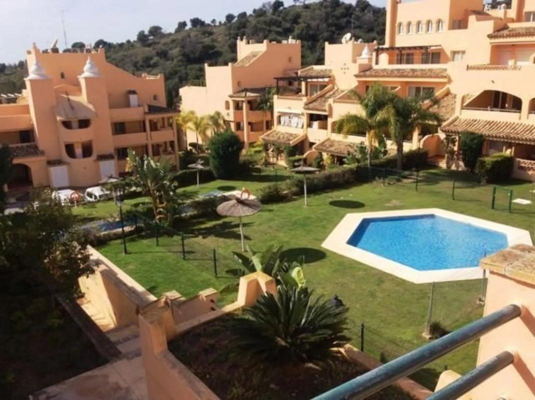 Sprzedaż mieszkania w Calle Hiedra, Marbella
photo 3