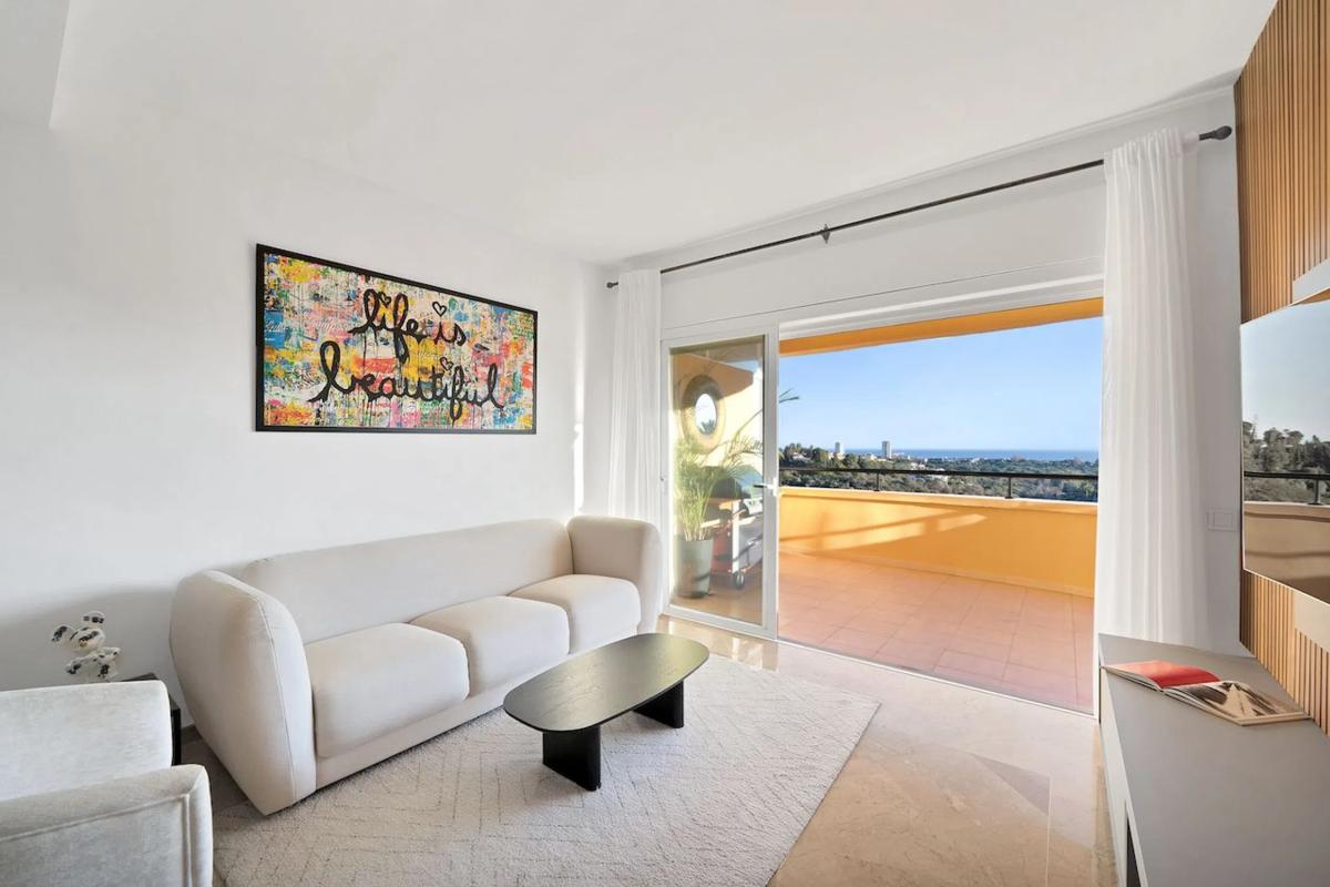 Sprzedaż mieszkania w Avenida de las Cumbres, 9 a, Marbella
photo 2